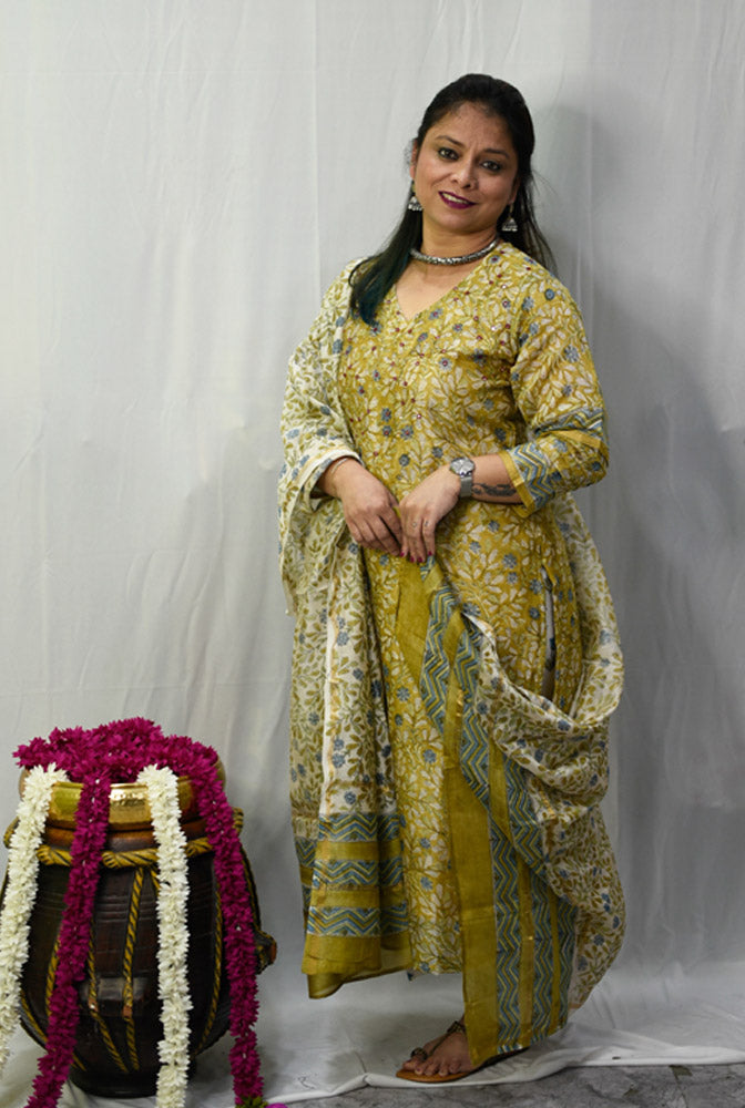 Chanderi kurti with Comfort Fit Cotton Pant & Chanderi Dupatta (A)