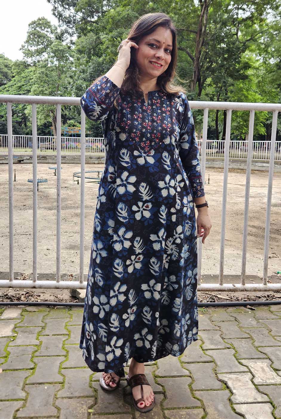 Elegant Blue Kurta with Embroidered Yoke