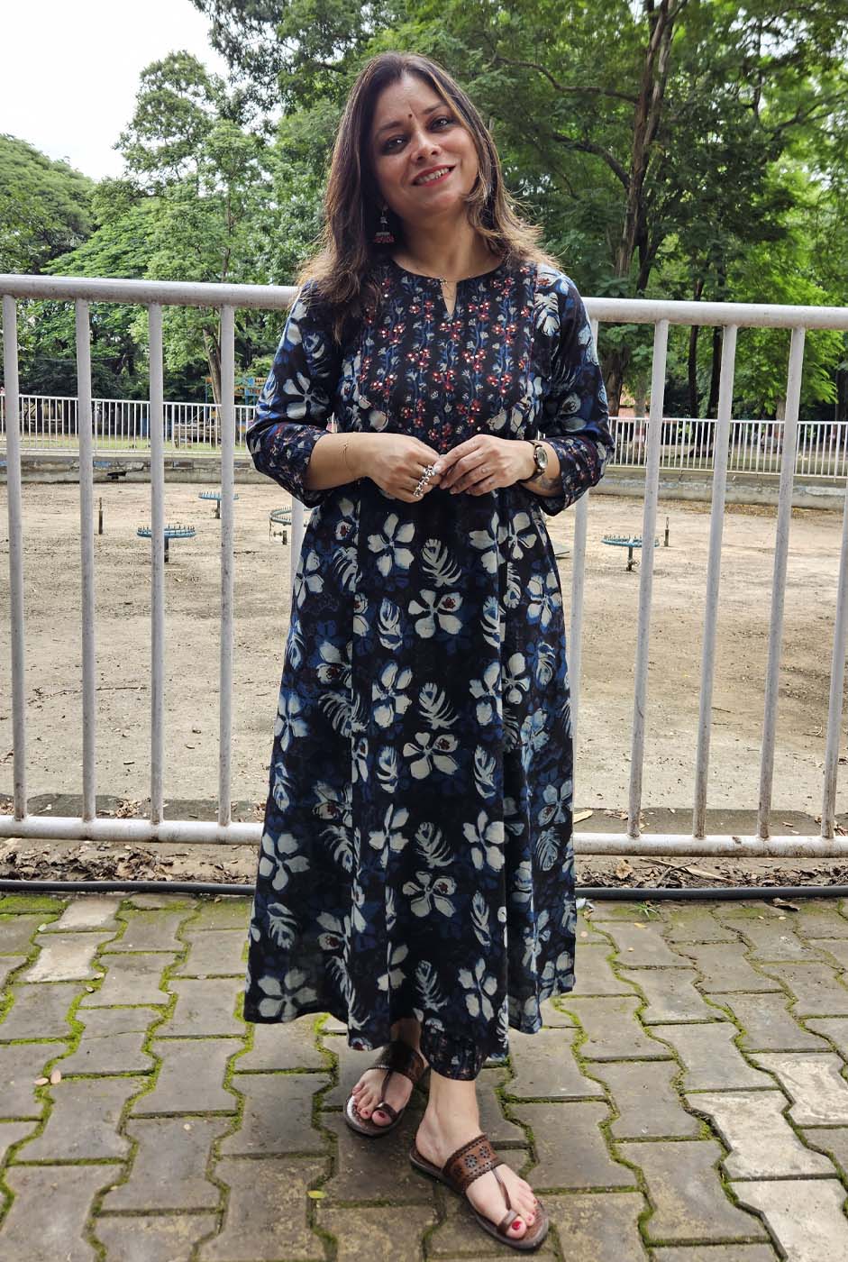 Elegant Blue Kurta with Embroidered Yoke