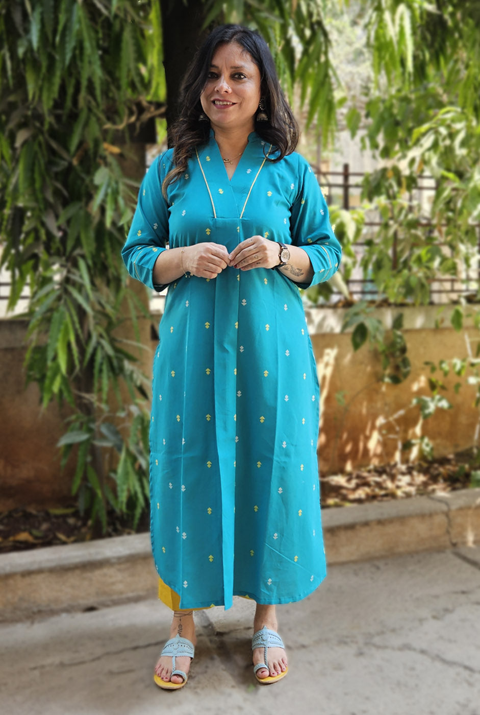 Nazakat Handloom Blue Cotton Kurti