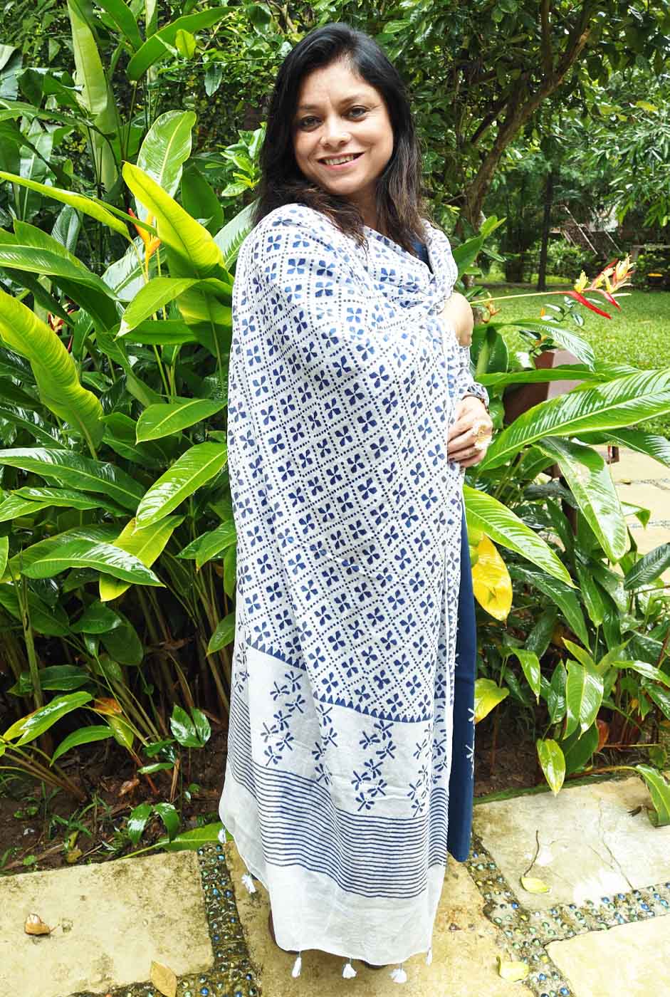 Dragonfly Handblock Ajrakh White Dupatta