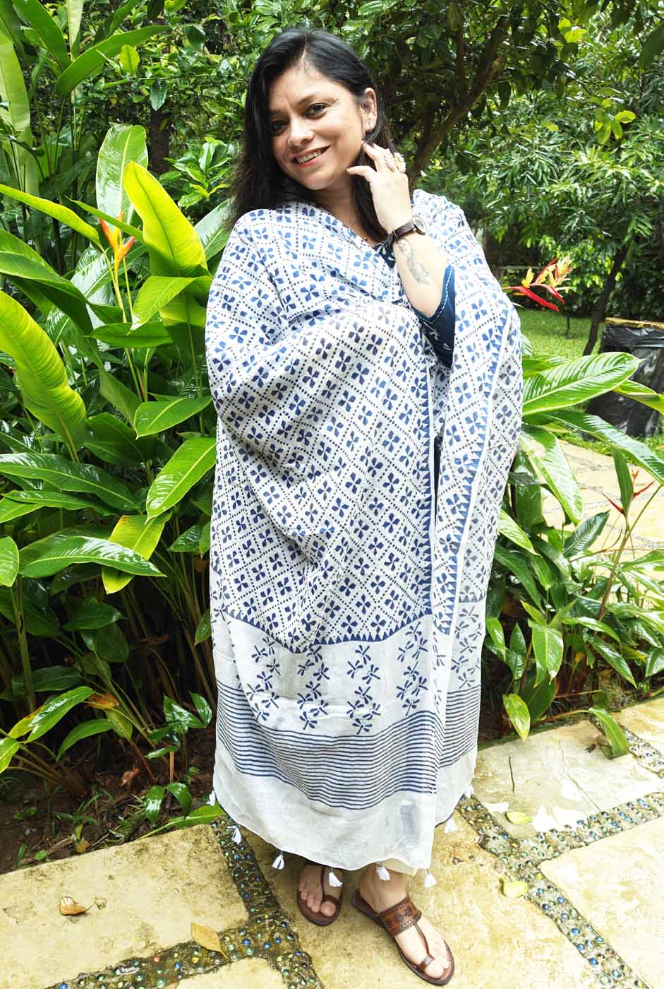 Dragonfly Handblock Ajrakh White Dupatta