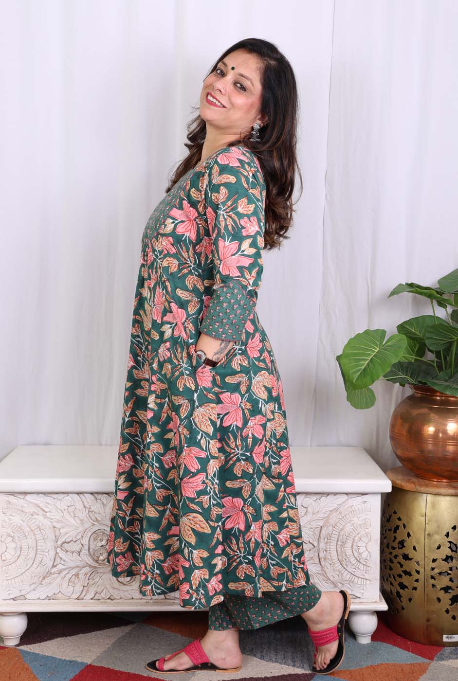 Green Gulmohar Kurta Pant Set with Hand Embroidery