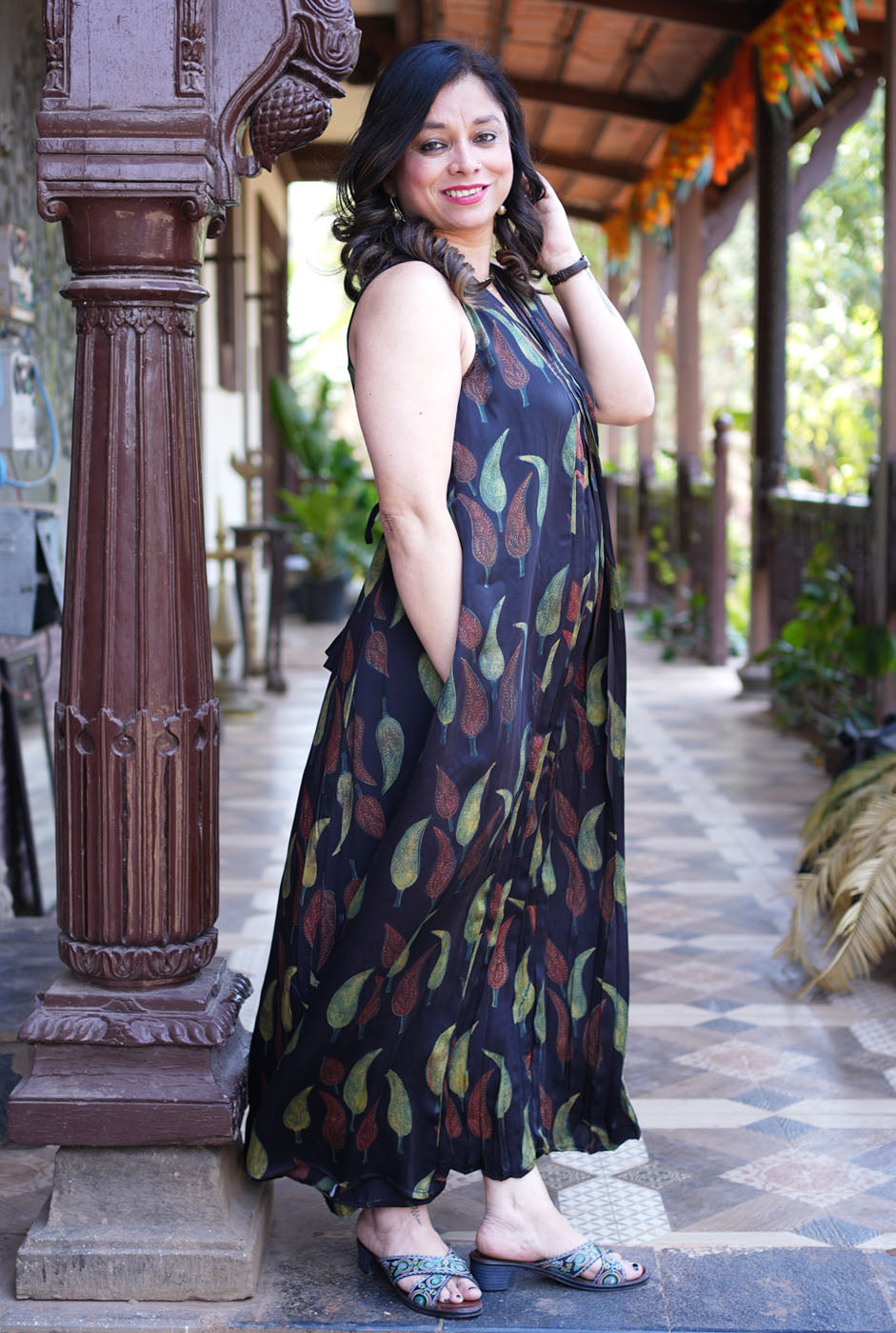 Elegant Modal Dress with Mirchi Block (Sleeves On Request)