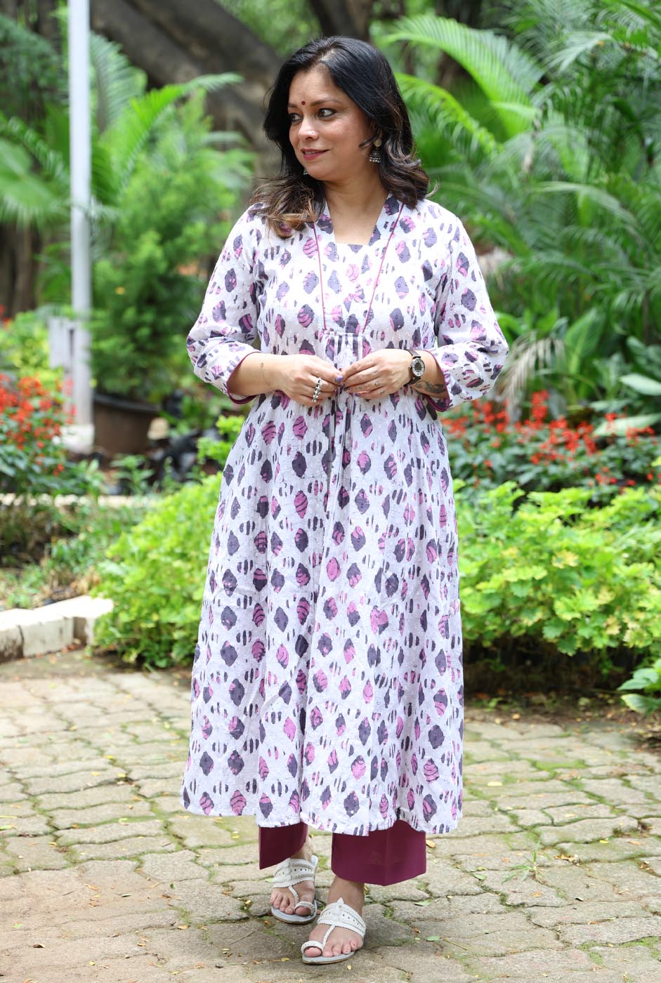 Elegant White Dobi Cotton Batik Kurta B