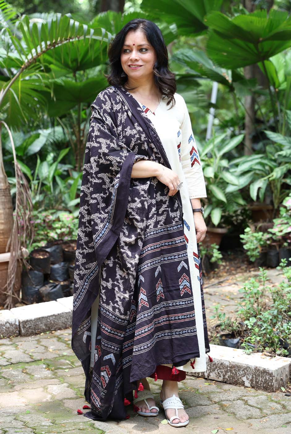 Alahi Ajrakh Arrow block White kurta