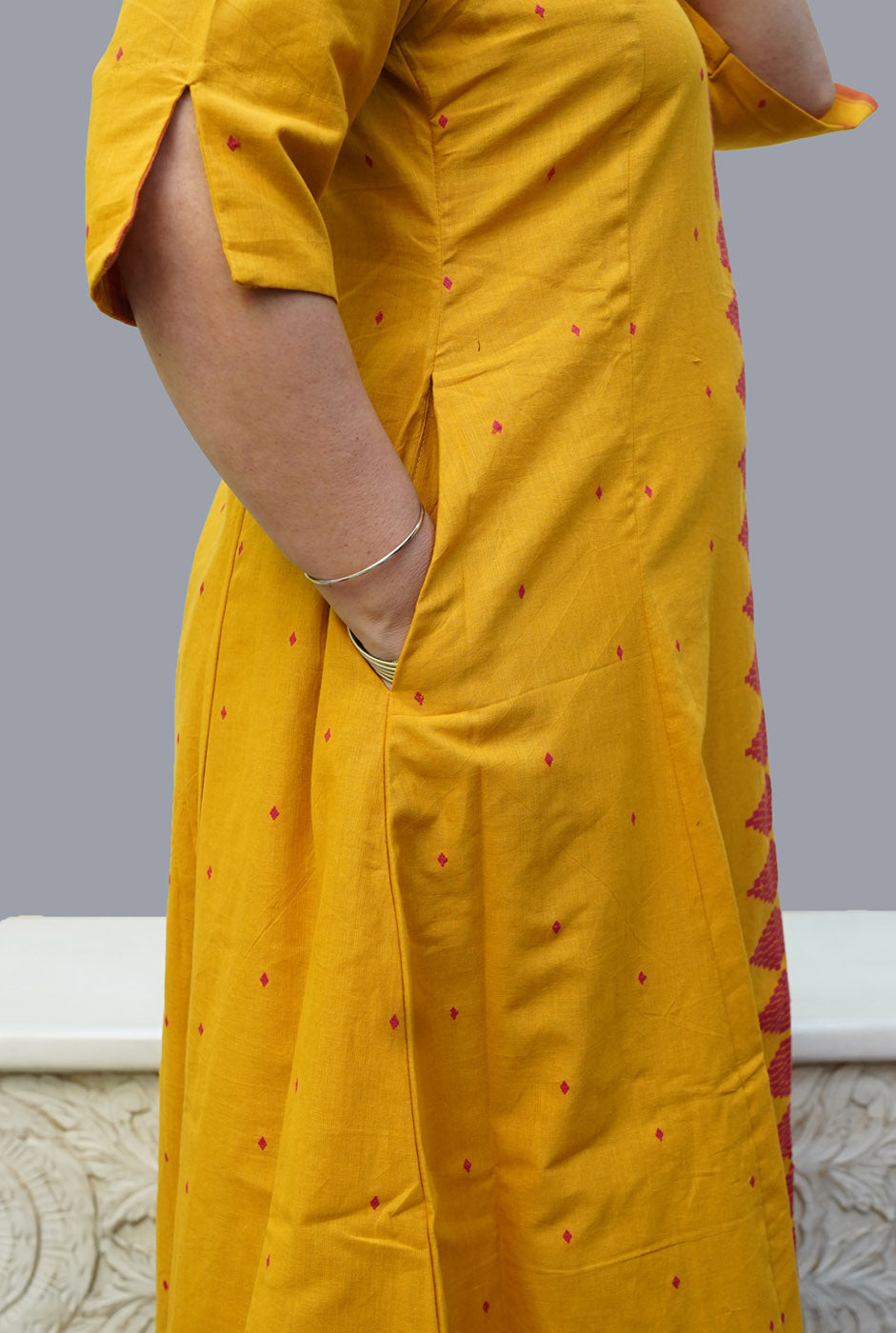 Nazakat Handloom Cotton Yellow Kurti Pant Set