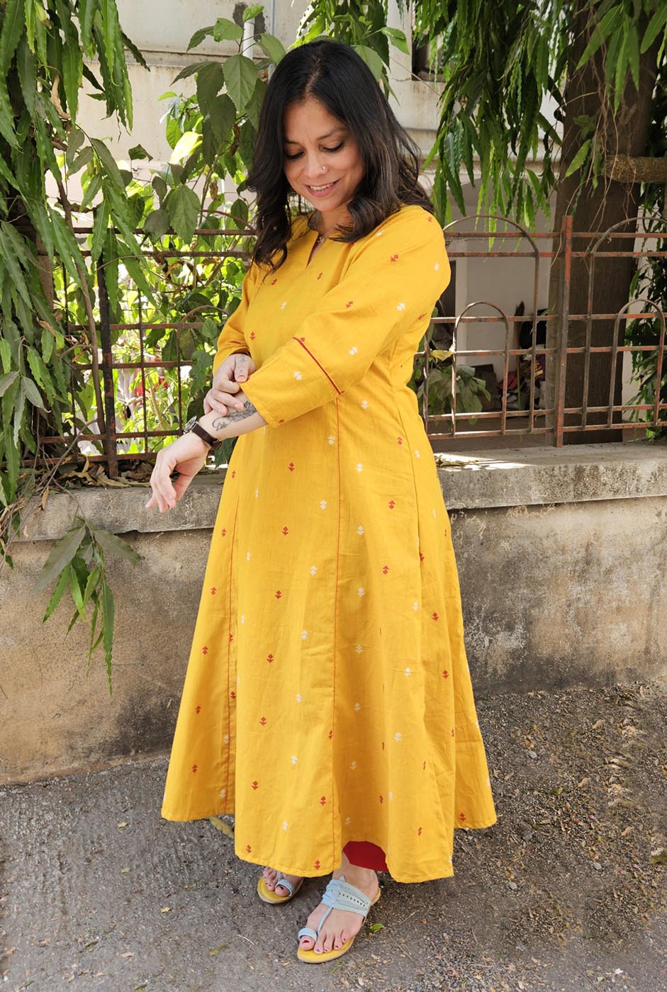 Nazakat Handloom Yellow Cotton Kurti