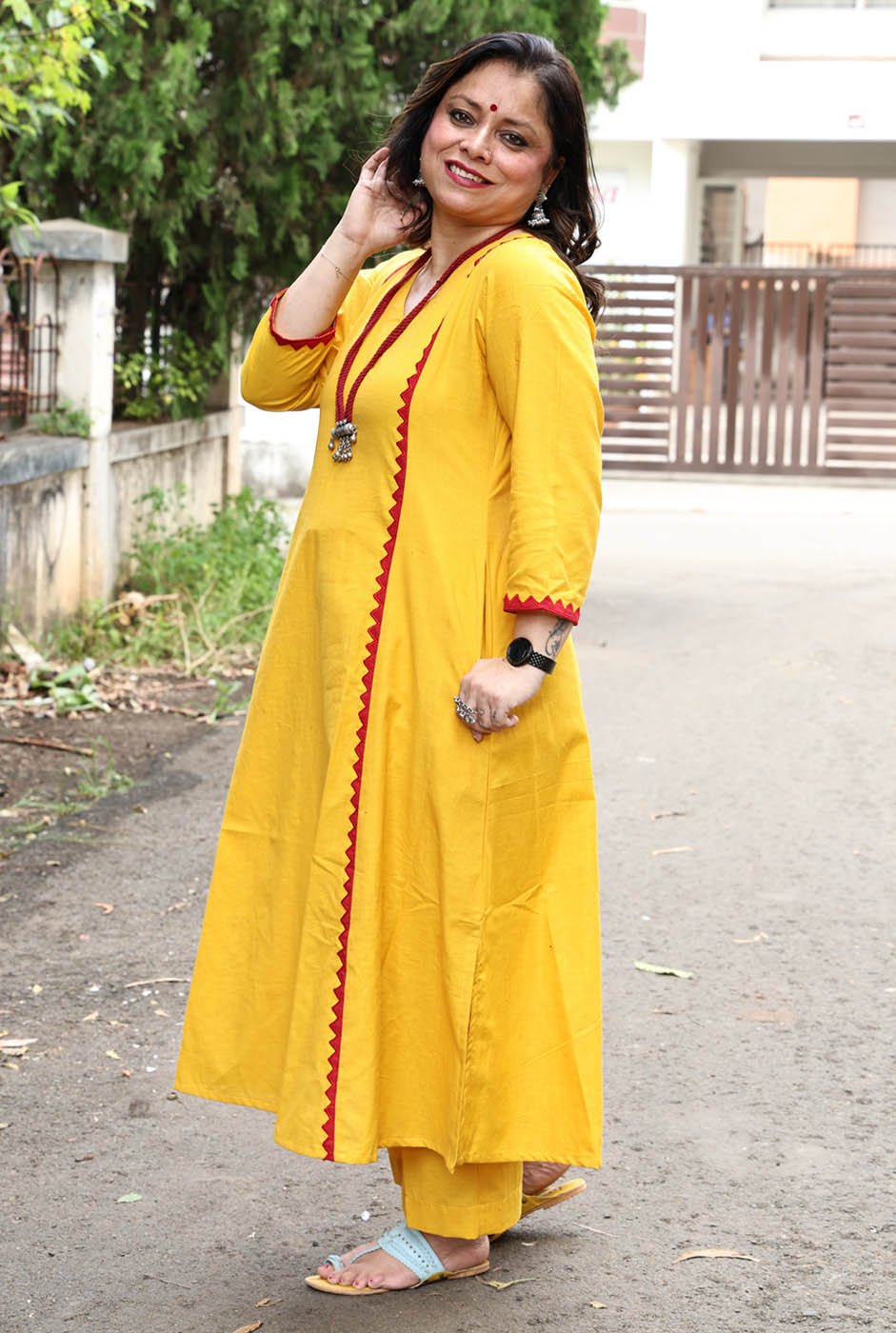 Handloom Cotton Kurta with Red Applique Work