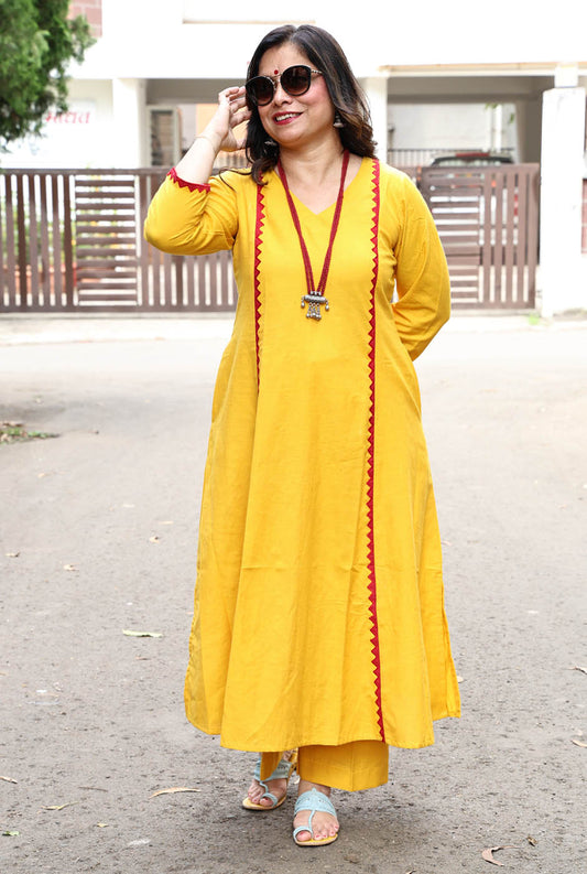 Handloom Cotton Kurta with Red Applique Work