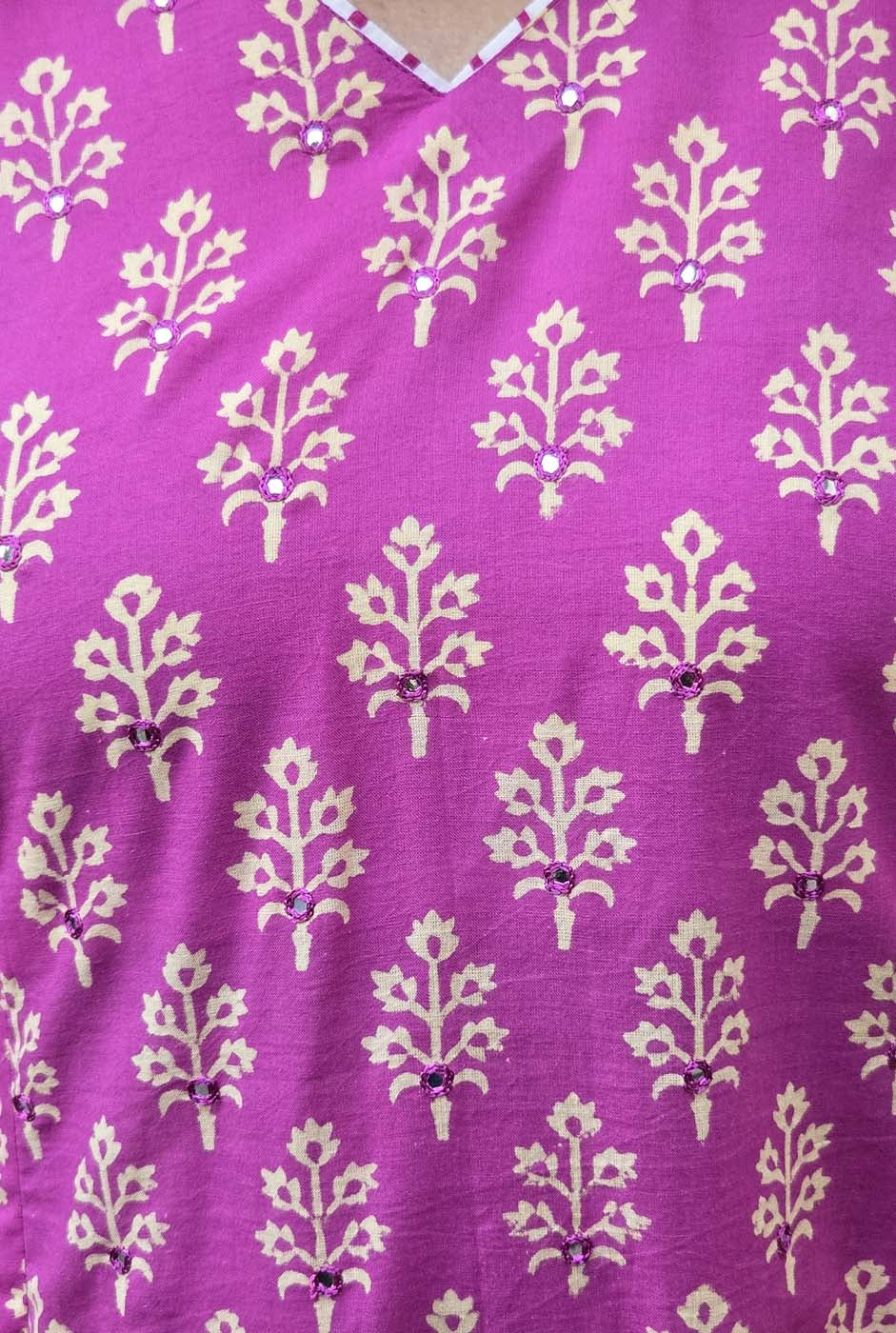 Set of 2 Meher – Pink Handblock Kurta Pant Set with Mirror Work