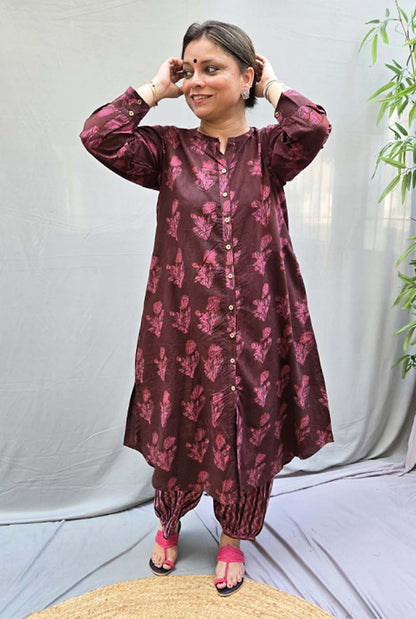 Dhara – Dabu Ajrakh Kurta Pant Set