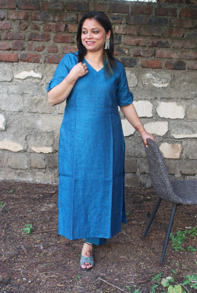 Comfort Fit Straight Cut Linen Blue Kurti Pant Set