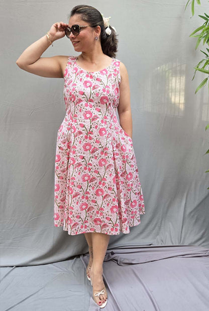 Pihoo – Pink Sleeveless Dress
