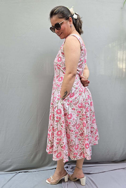 Pihoo – Pink Sleeveless Dress