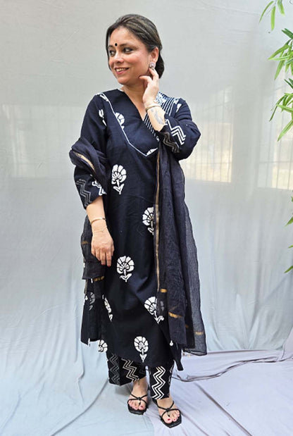 Black Poetry – Dabu Cotton Kurta Pant Set