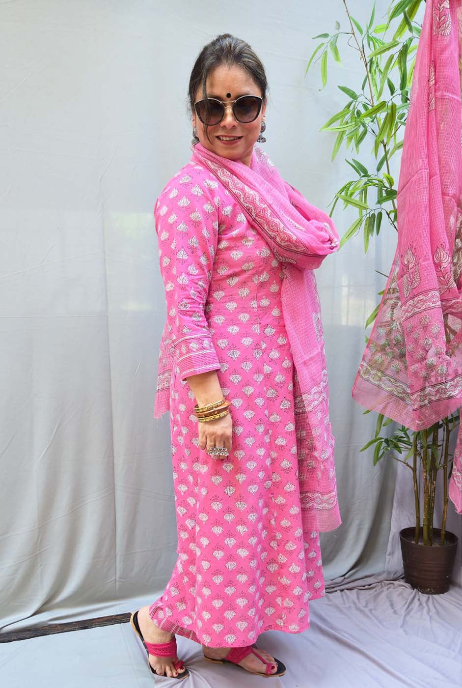 Gulnar – Set of 2 Pink Dabu Cotton Kurta Pant Set