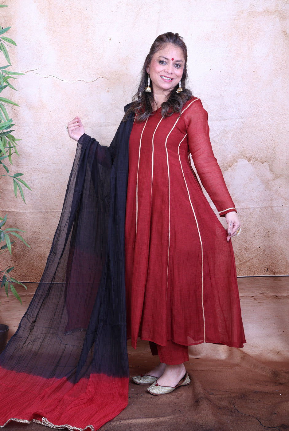 Nakshatra Mul Chanderi Gota Co-ord Set of 2