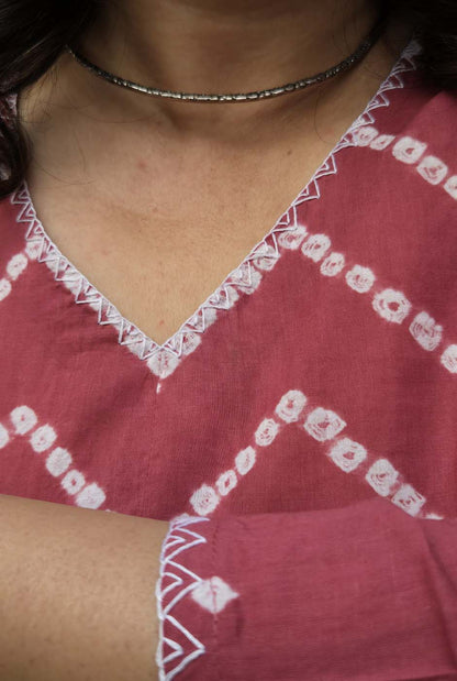 Bandhani Kurta with Handcrafted Neck Detailing