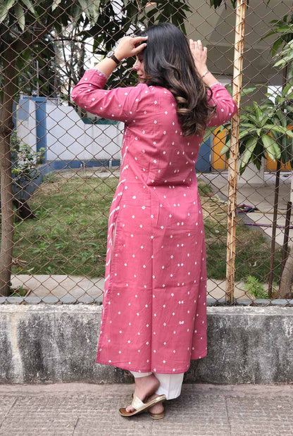 Bandhani Kurta with Handcrafted Neck Detailing