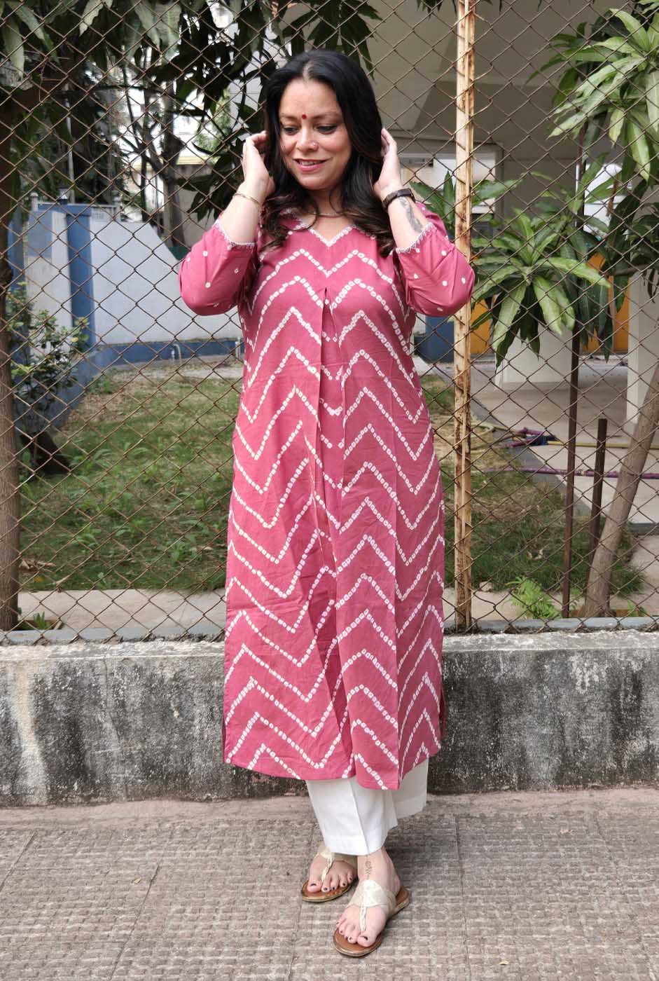 Bandhani Kurta with Handcrafted Neck Detailing