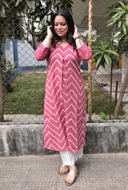 Bandhani Kurta with Handcrafted Neck Detailing