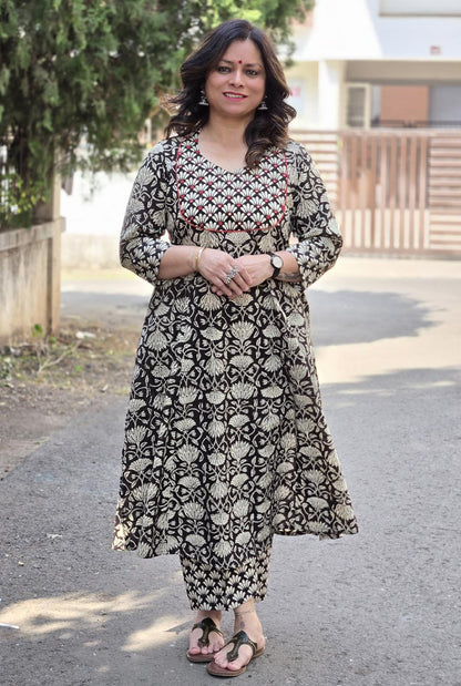 Dabu Handblock Kurta Pant Set with Mirror Work Detailing