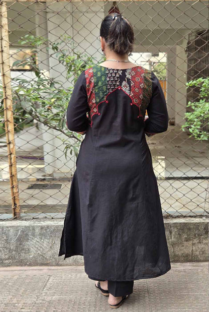 Black Jharokha Kurta