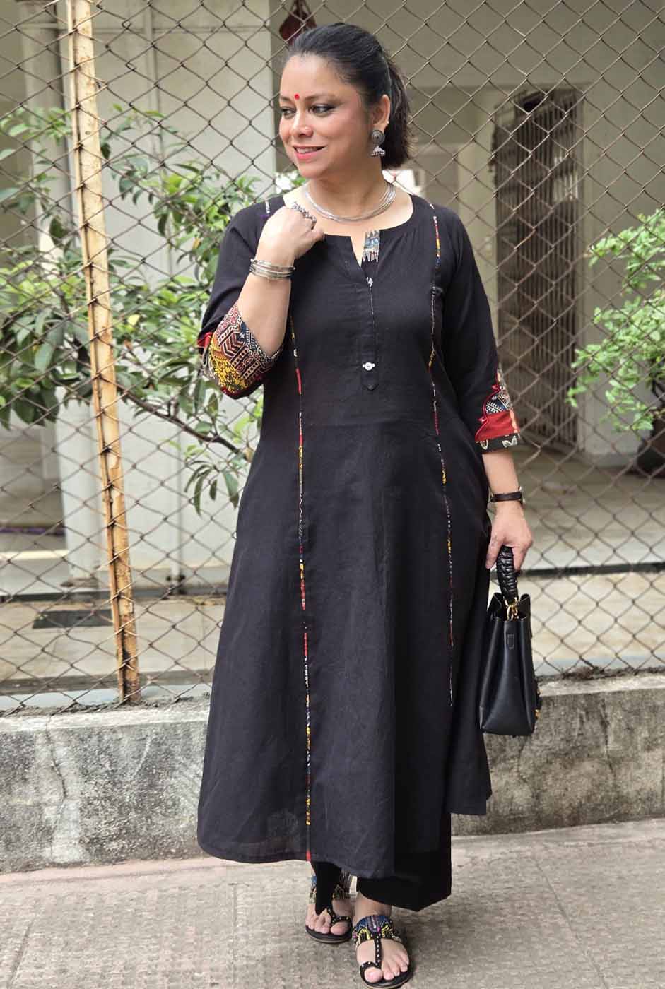 Black Jharokha Kurta