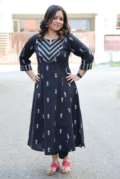 Handwoven Cotton Kurta with Beautiful Applique Work