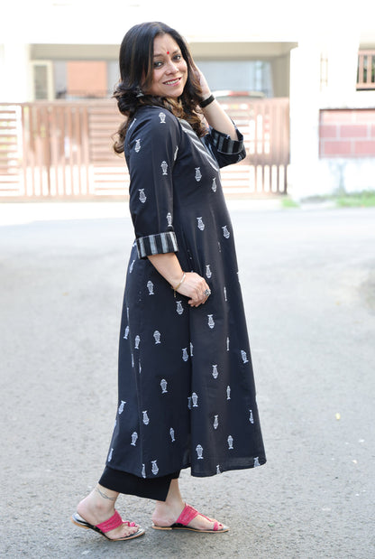 Handwoven Cotton Kurta with Beautiful Applique Work