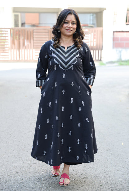 Handwoven Cotton Kurta with Beautiful Applique Work