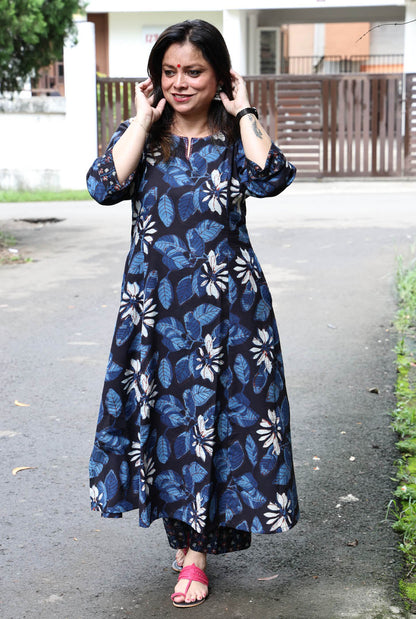 Ambar Vanaspati Block Printed Kurta (Blue)