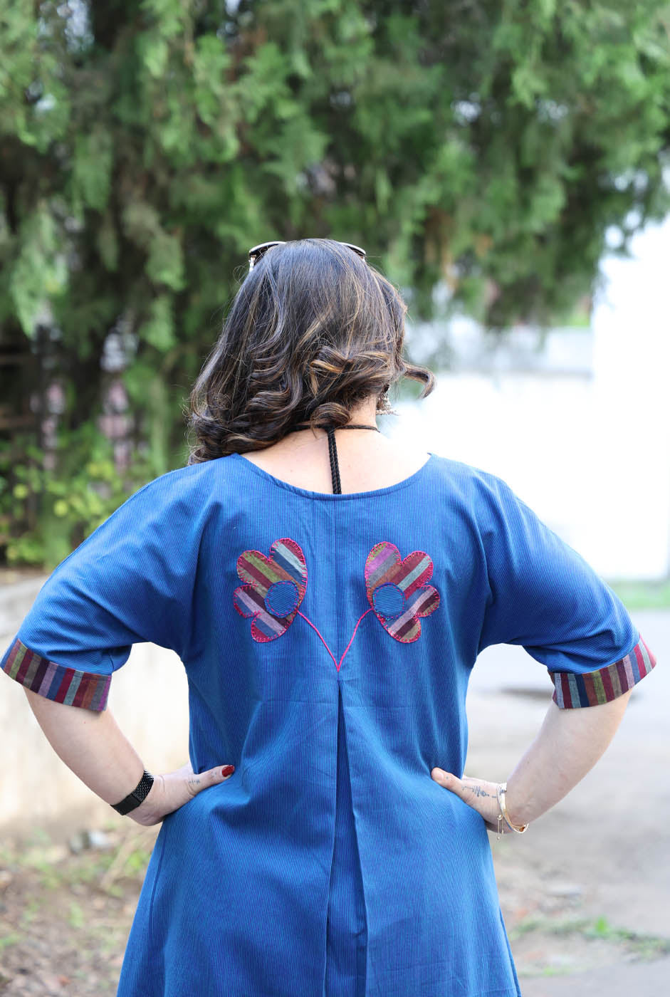 Teal Blue Kurta Pant Set with Applique Work on Back