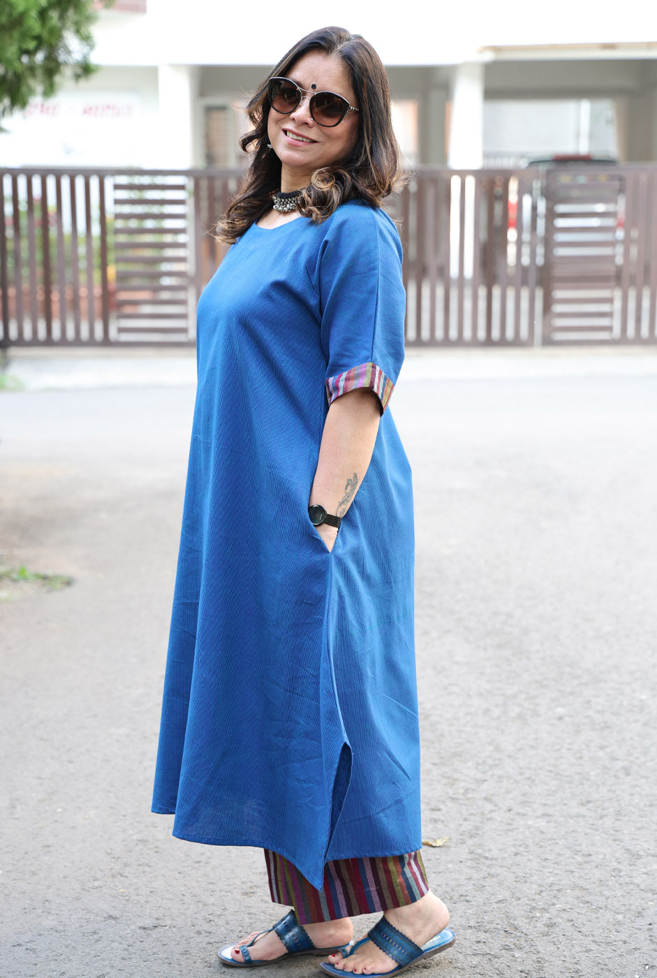 Teal Blue Kurta Pant Set with Applique Work on Back