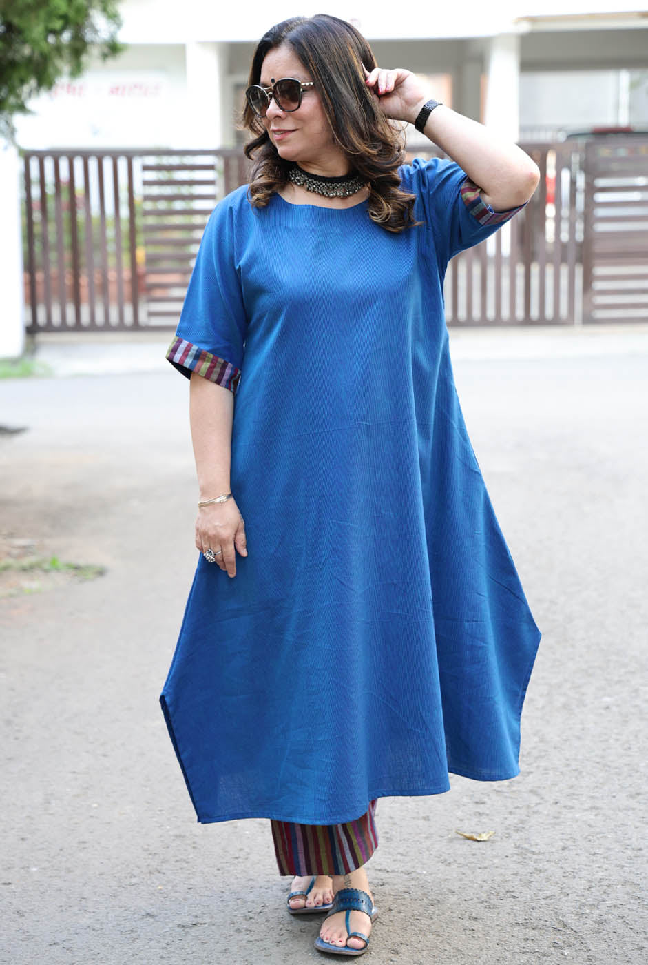 Teal Blue Kurta Pant Set with Applique Work on Back