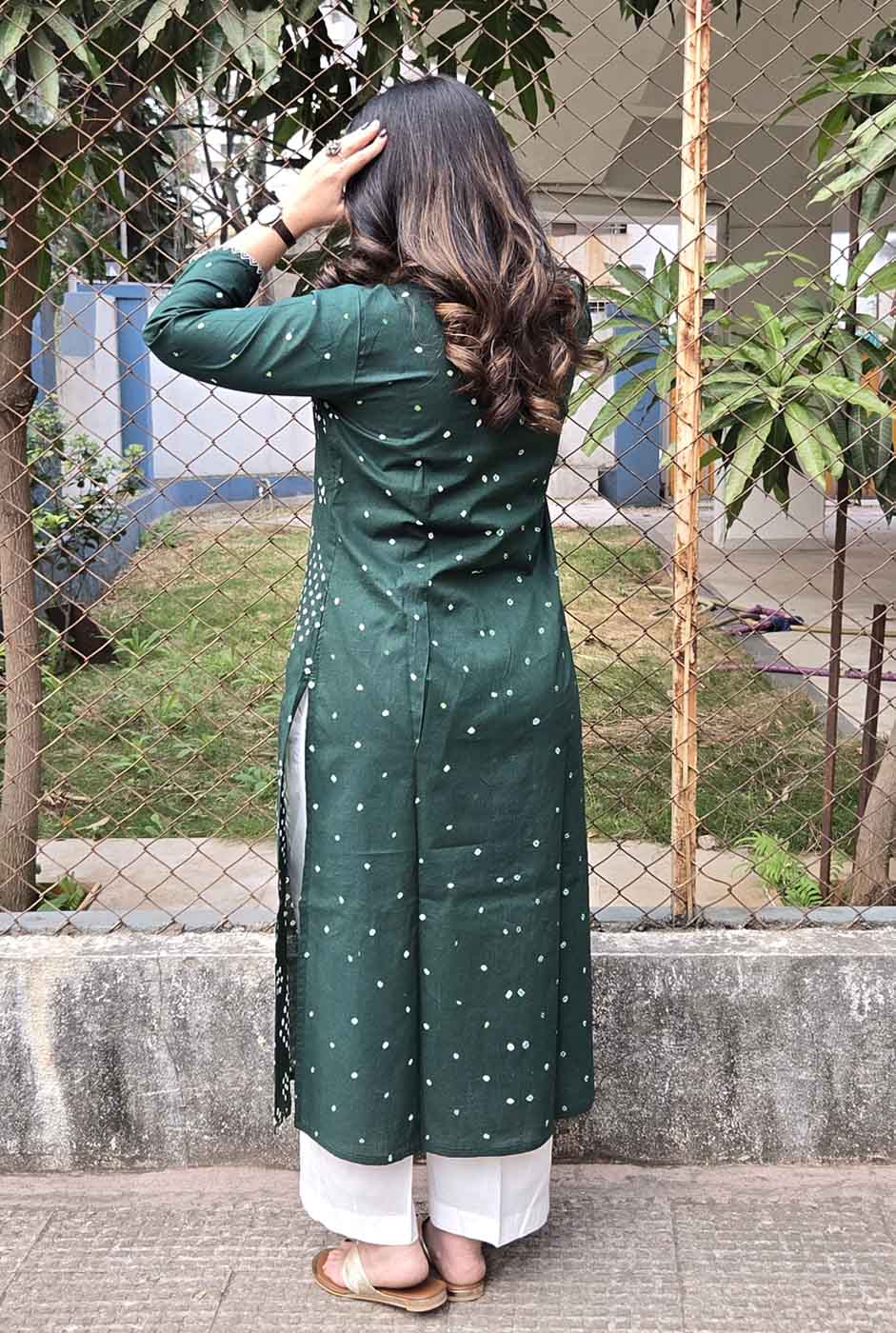 Bandhani Kurta with Handcrafted Neck Detailing Green