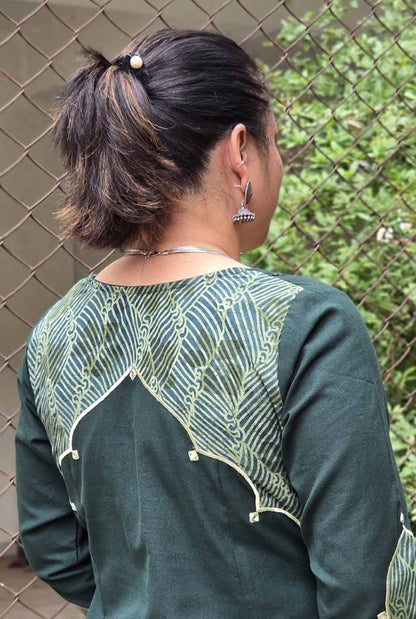 Green Jharokha Kurta