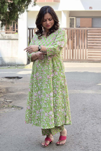 Fresh Green Dabu Handblock Kurta Pant Set with Mirror Work Yoke