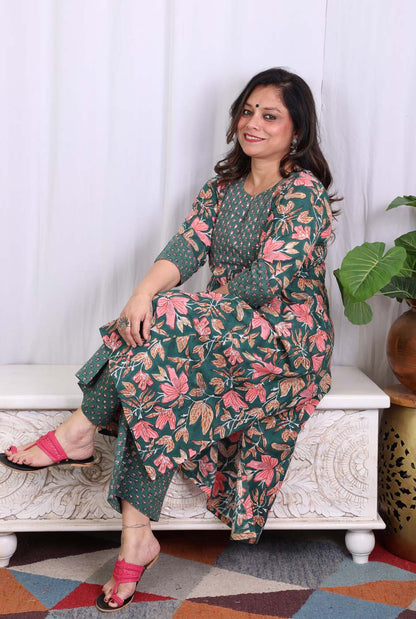 Green Gulmohar Kurta Pant Set with Hand Embroidery