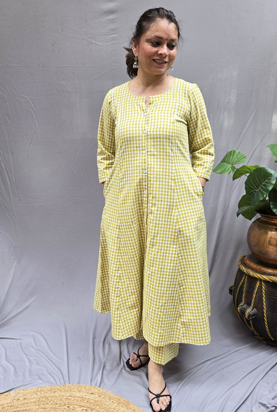 Set of 2 Chaukat – Handwoven Cotton Checks Co-ord Set Green