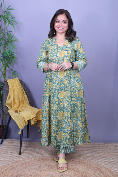 Riva – Handblock Cotton Green Kurta Pant Set of 2