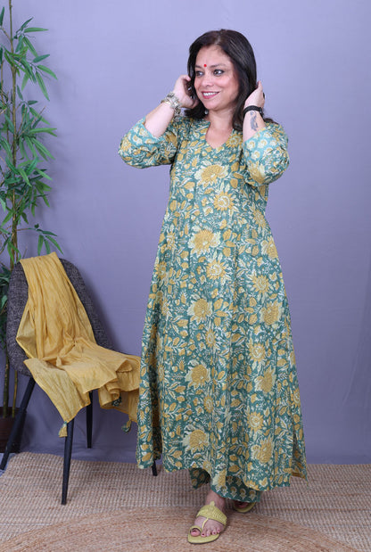 Riva – Handblock Cotton Green Kurta Pant Set of 2