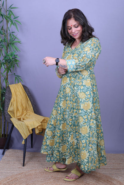 Riva – Handblock Cotton Green Kurta Pant Set of 2
