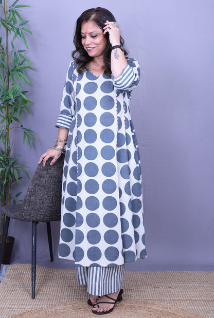 Bindu – Grey Handblock Cotton Kurta Pant Set of 2