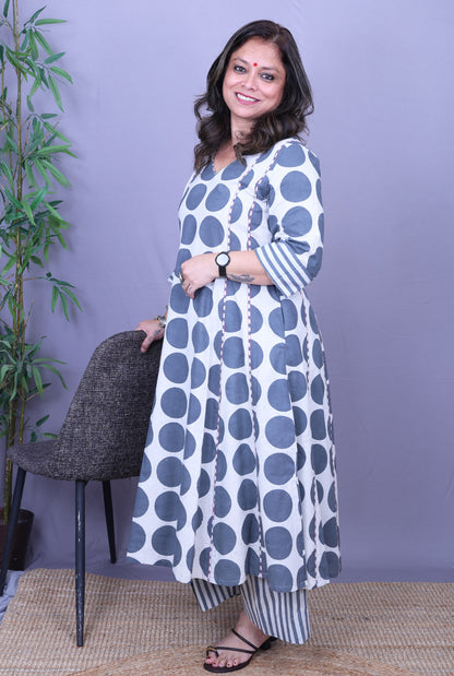 Bindu – Grey Handblock Cotton Kurta Pant Set of 2