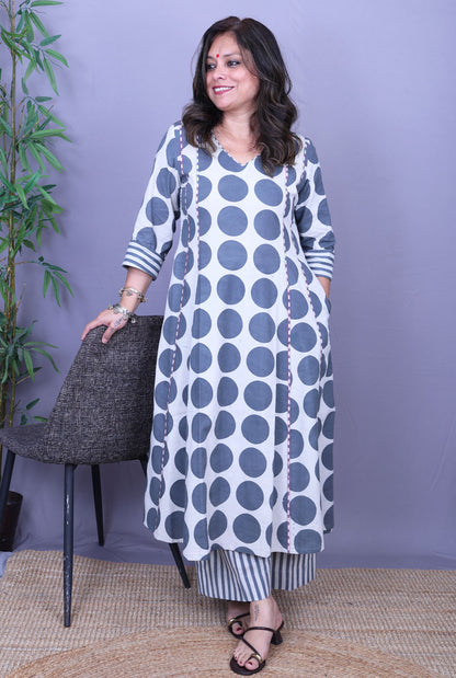 Bindu – Grey Handblock Cotton Kurta Pant Set of 2