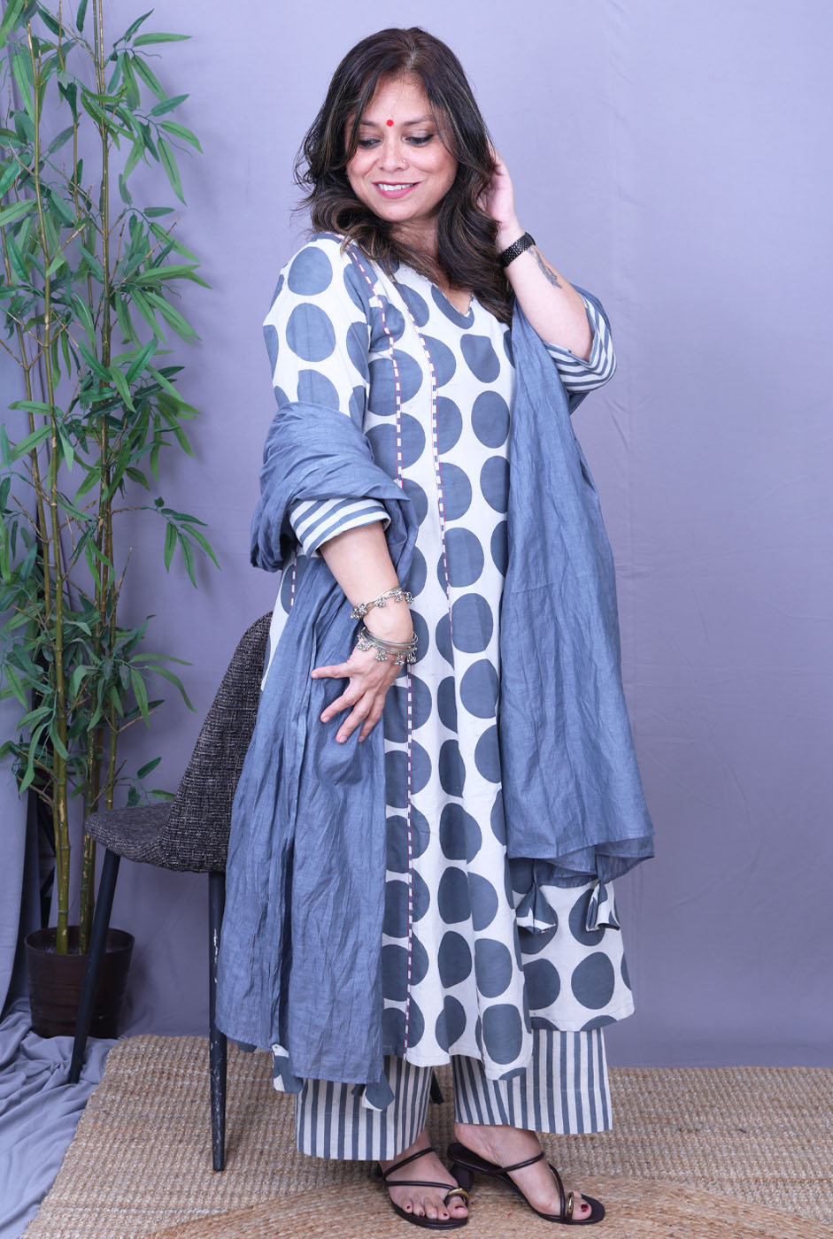 Bindu – Grey Handblock Cotton Kurta Pant Set of 2