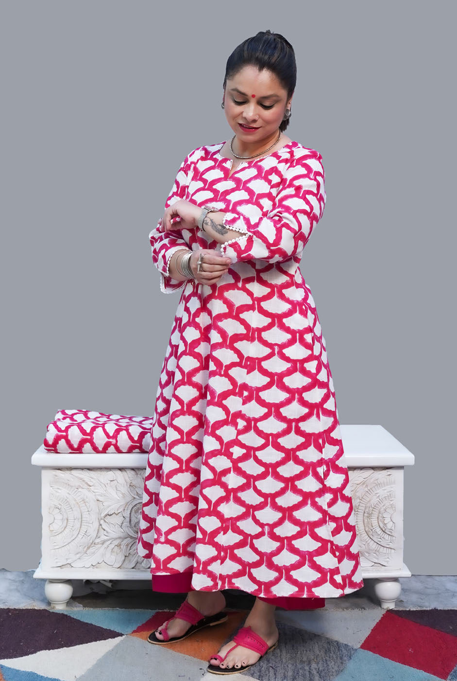 Gulmohar Hand Block Slub Cotton Kurti Pink Petals