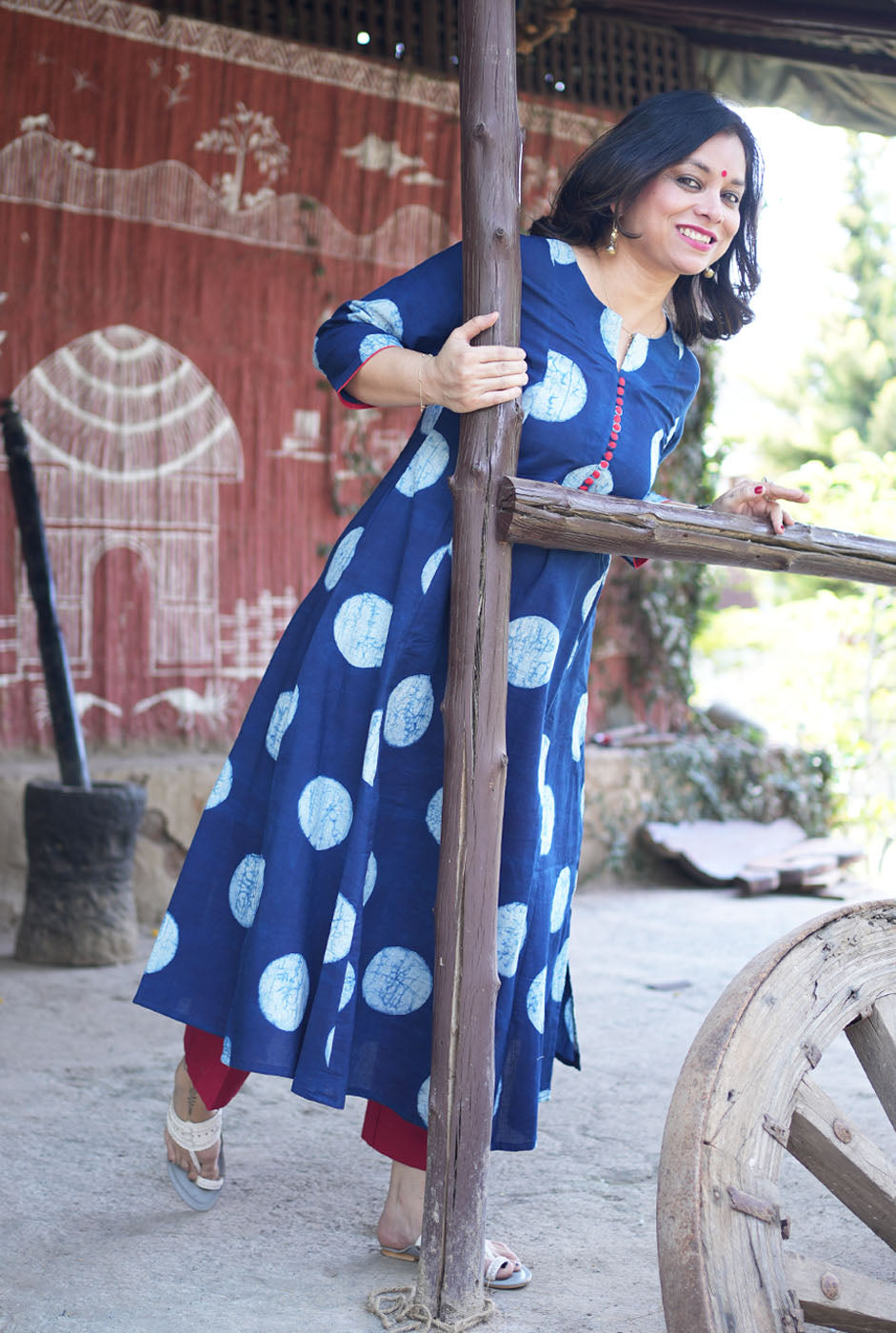 Indigo  Kurti with red  Potli